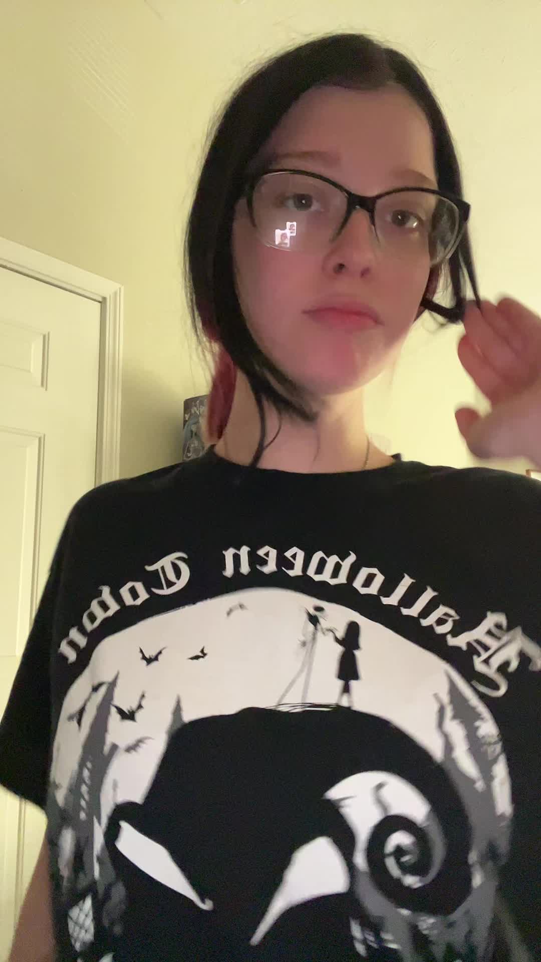 @milfsanonymous06