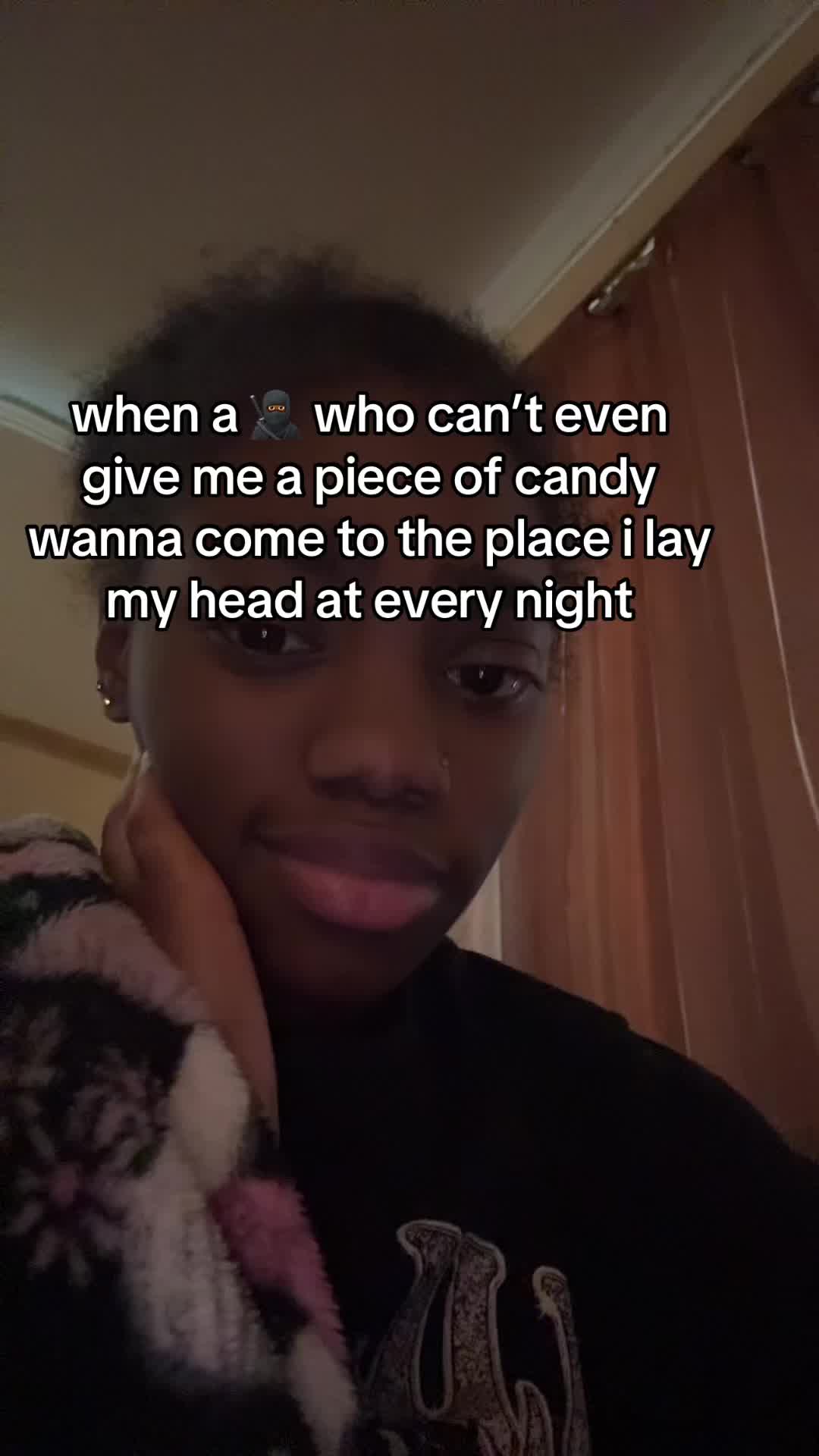 @queen b