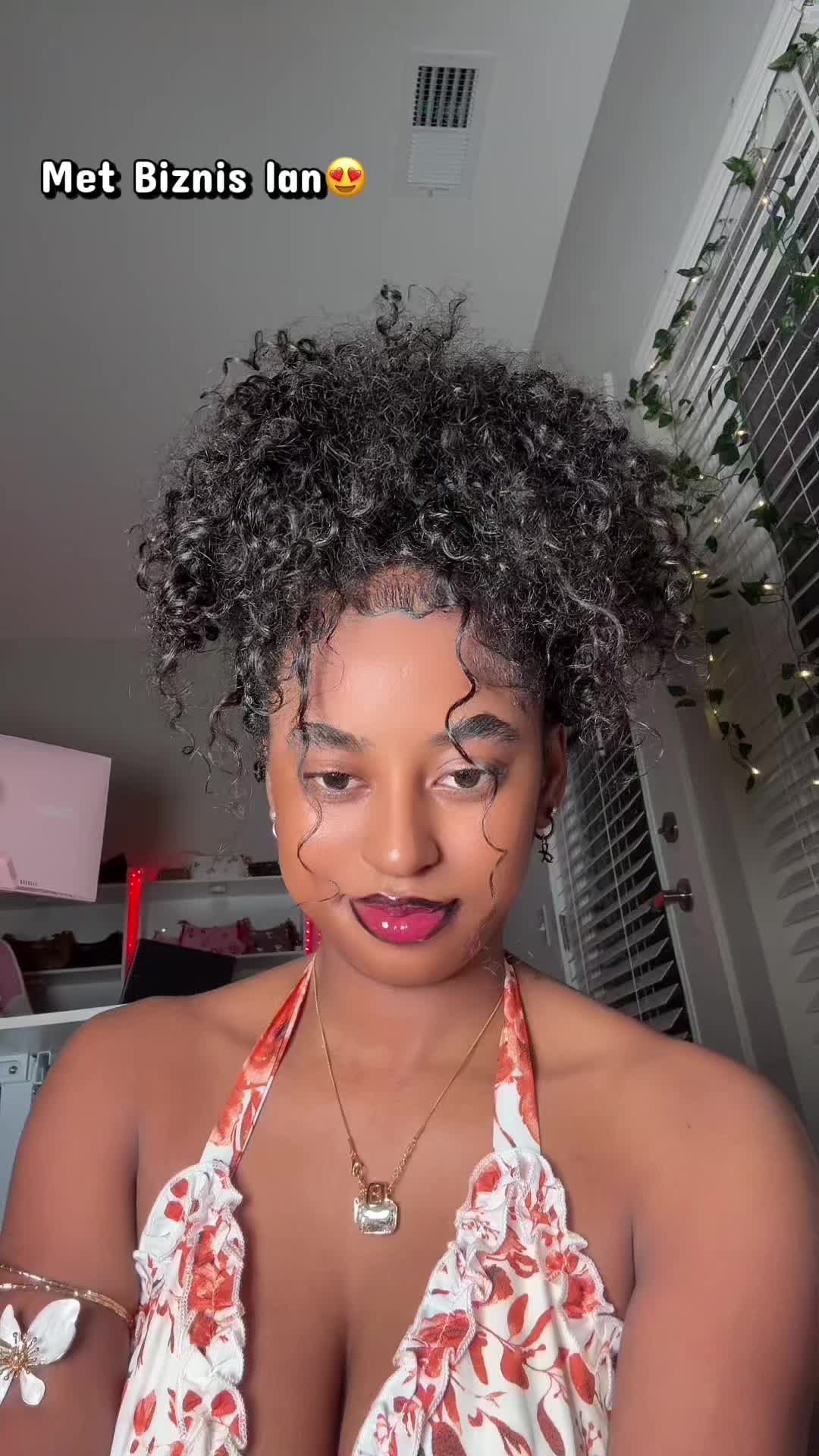 @𝒞ℴ𝒻𝒻ℯℯ𝒮𝒶𝓇𝒶𝒽☕️
