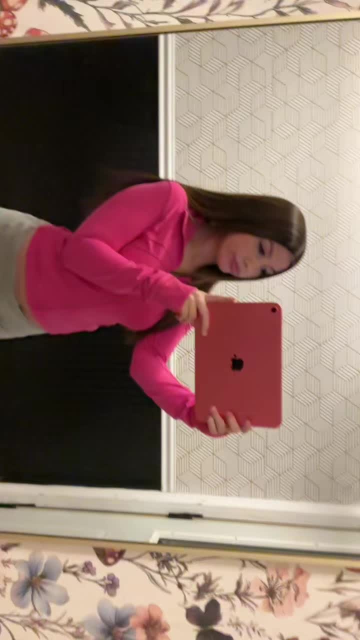 @laniahranaerose