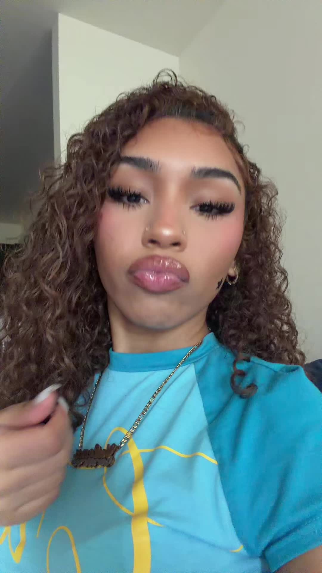 @Lena