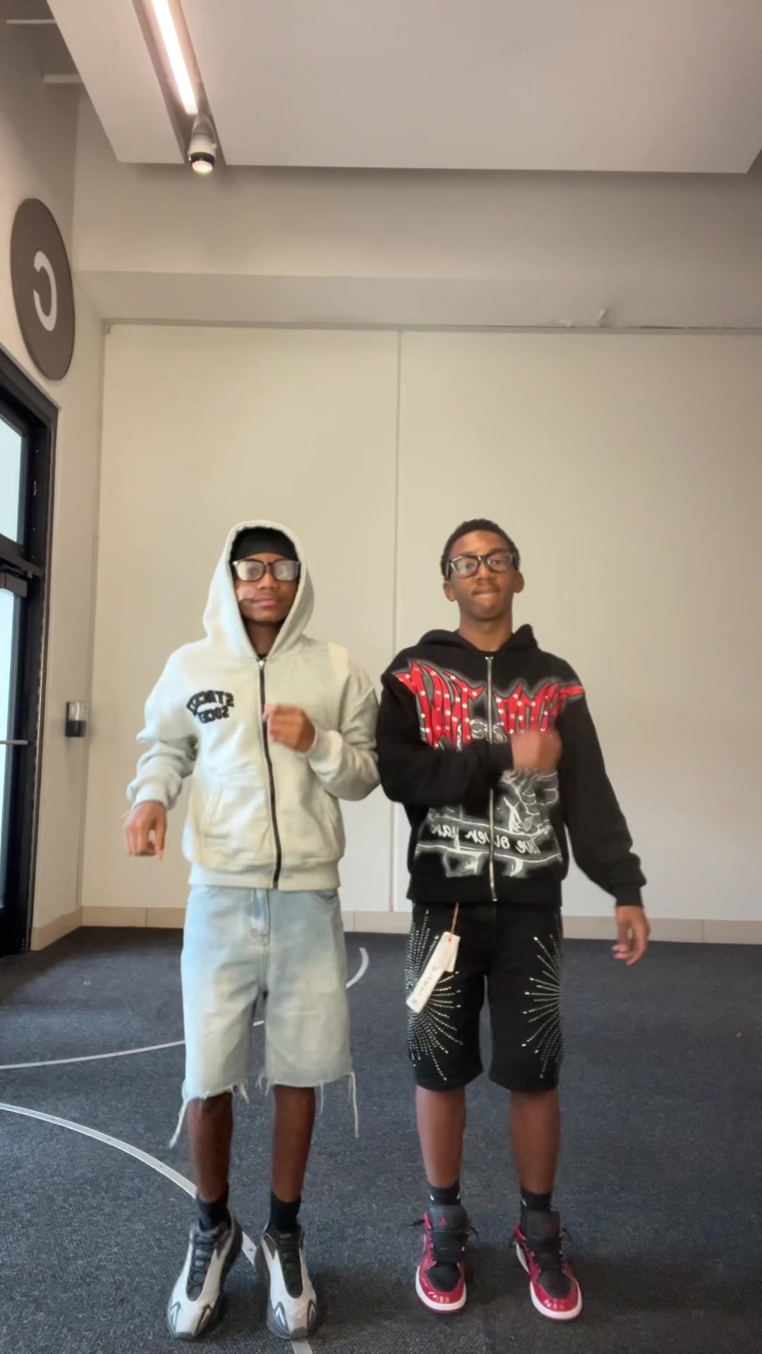 @𝕀𝕄_𝕛𝕦𝕤𝕥_𝕁𝔸𝕐