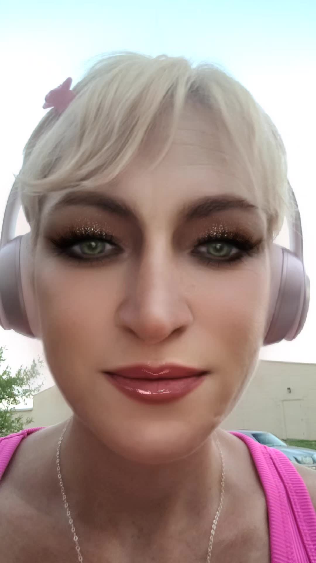 @AmyMitchell444