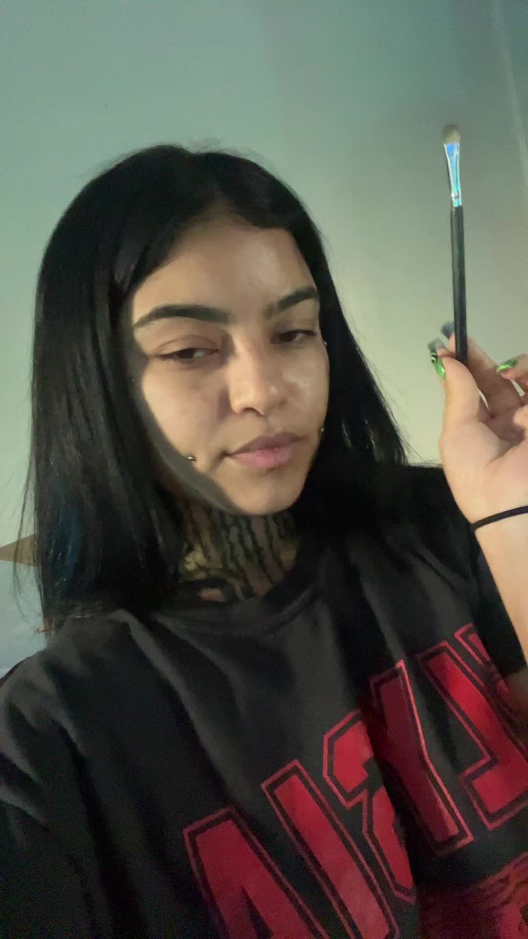 @FREAKSHOW KEEZH🦇