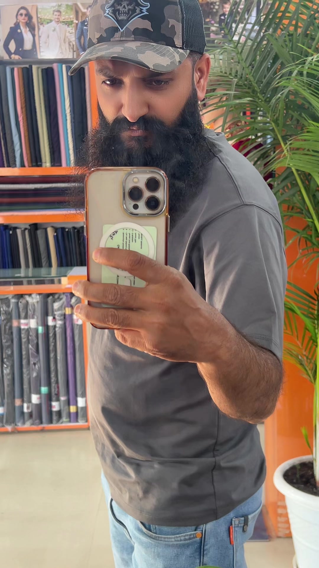 @suman 𝕡𝕠𝕦𝕕𝕖𝕝(𝔻𝕒𝕣𝕚)