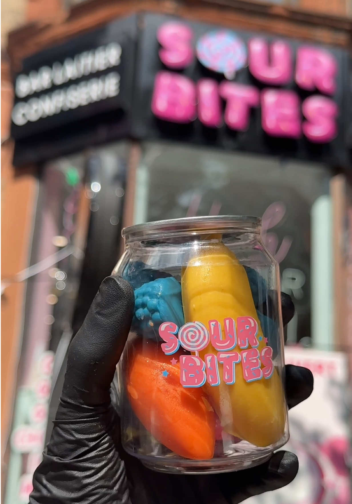 @Sourbitesmtl🍭