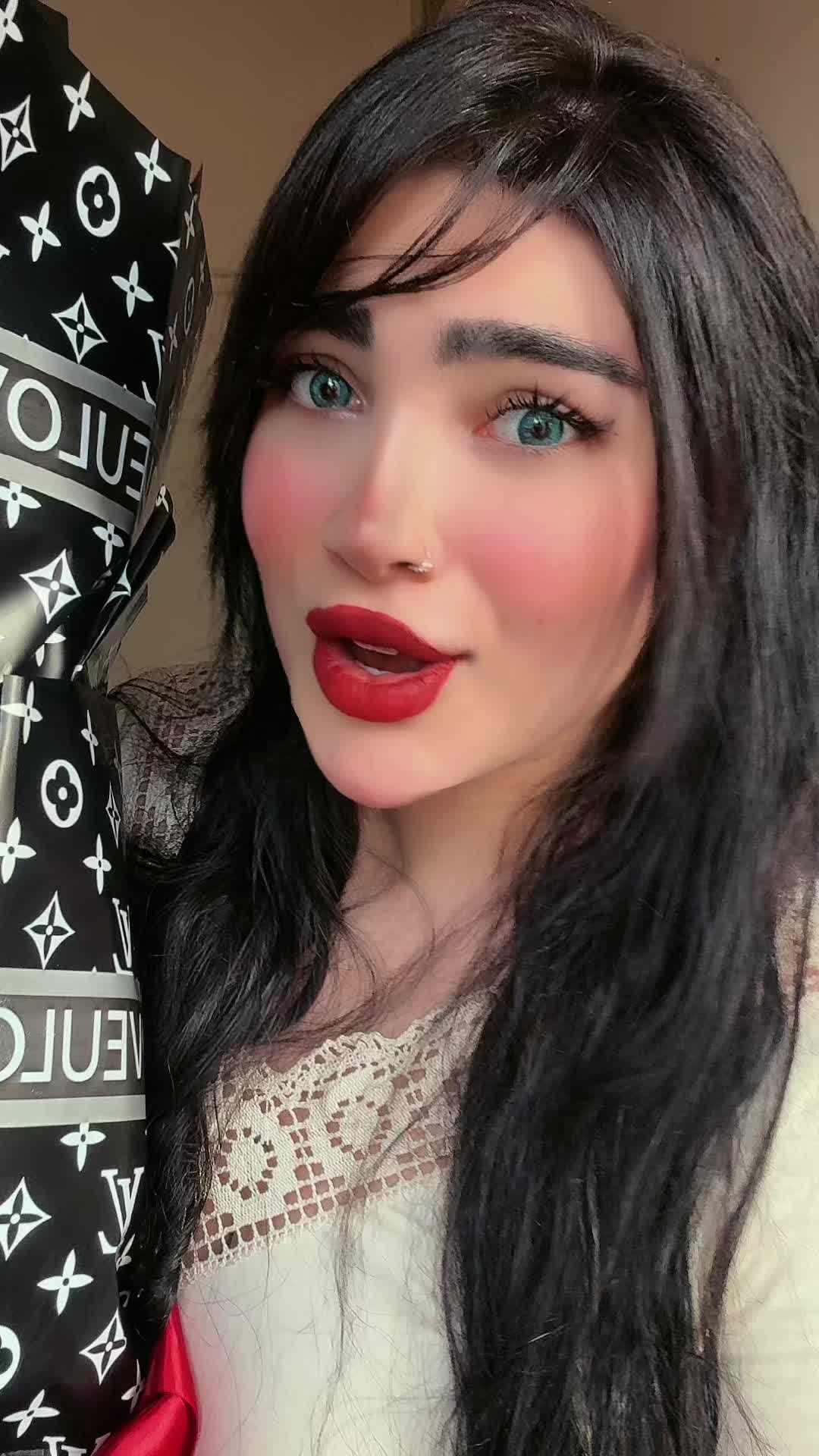 @ferial_nik