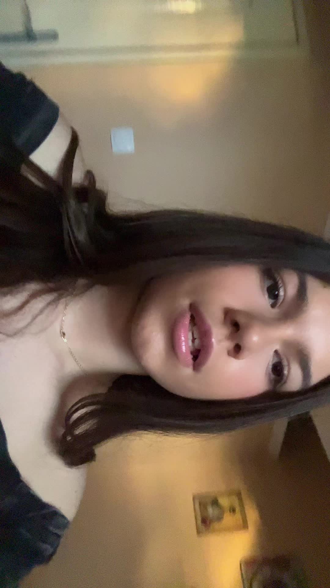 @elena
