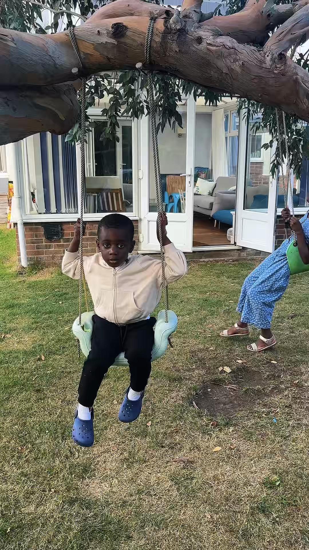 @olufunkie