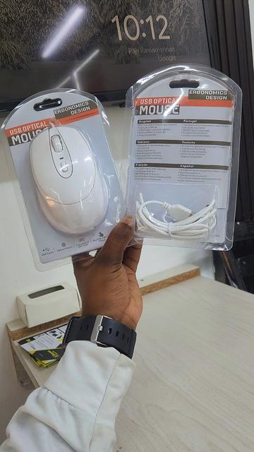 @Baseus StoreKe