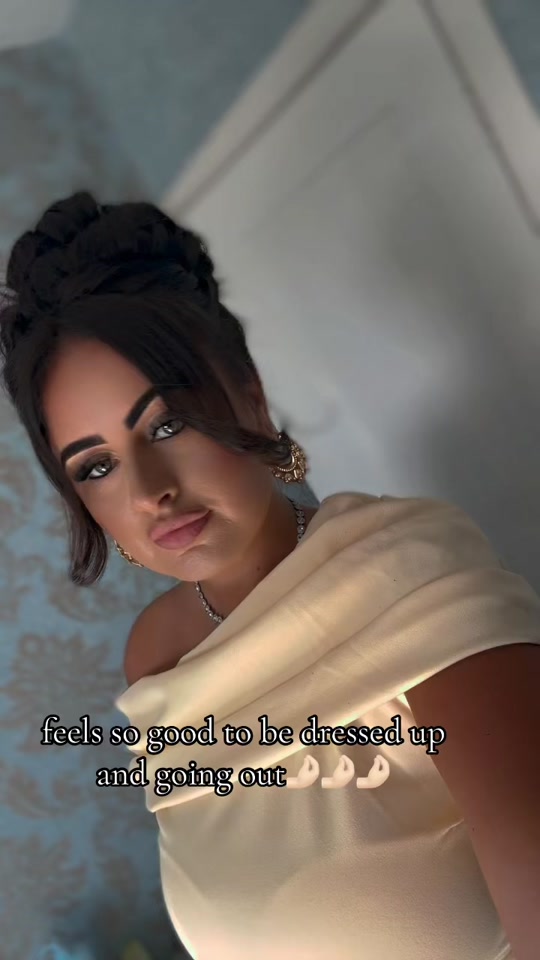 @courtneywhitexx