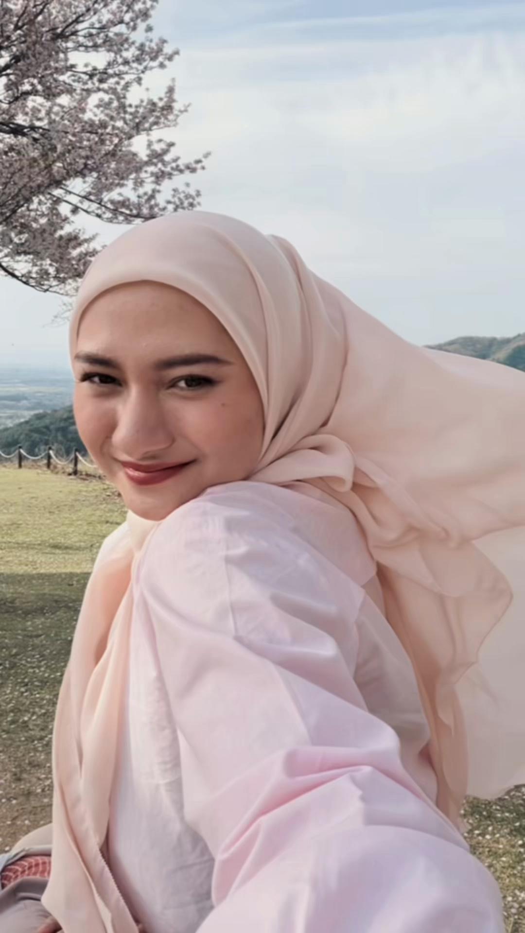 @Nadzira Shafa Askar