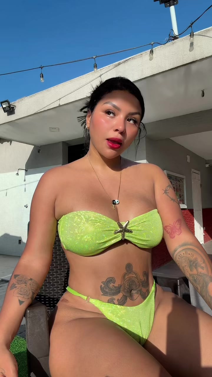 @lahijalindaoficial