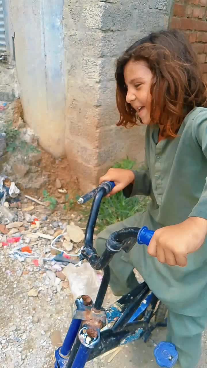 @Chota Khan Baba
