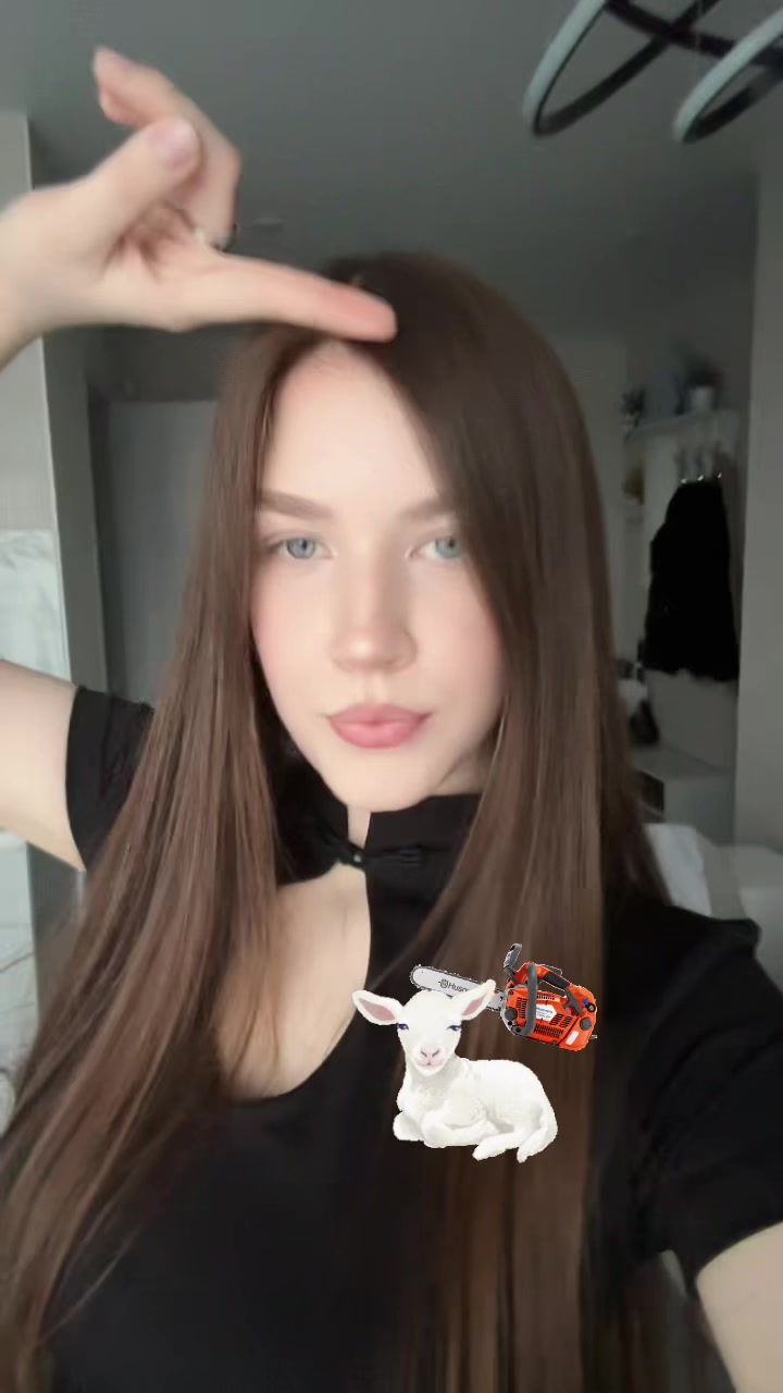 @<8