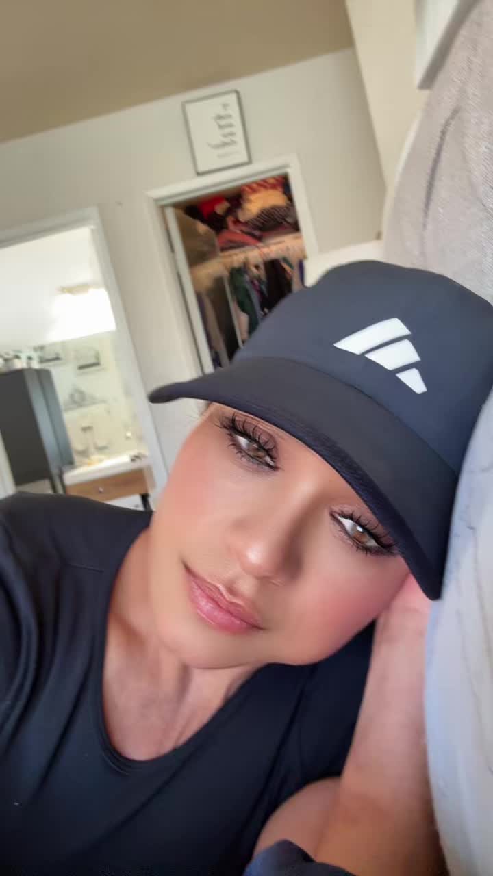 @Carmelita_Moreno _Castro