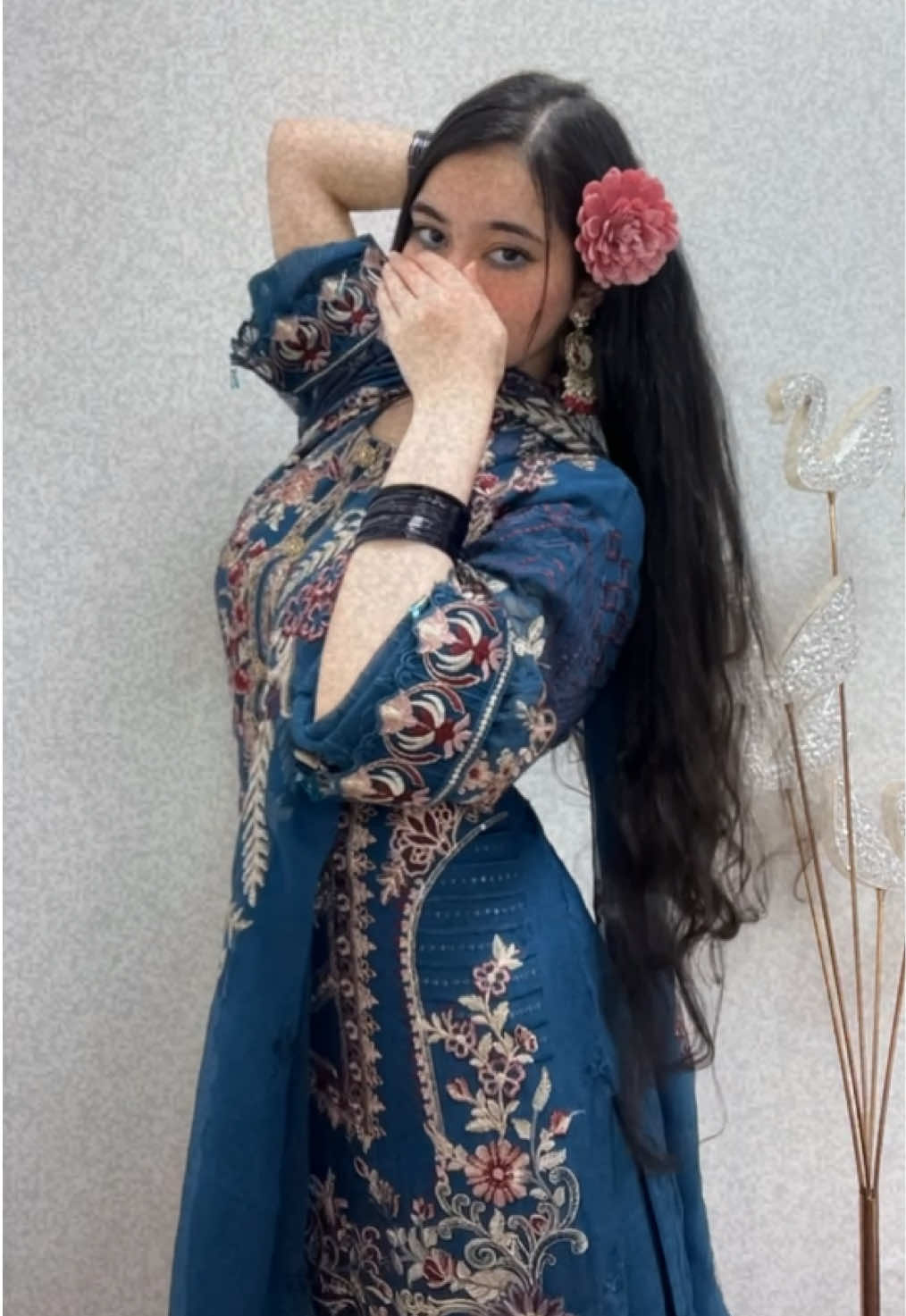 @Hibba chaudhary 🧁