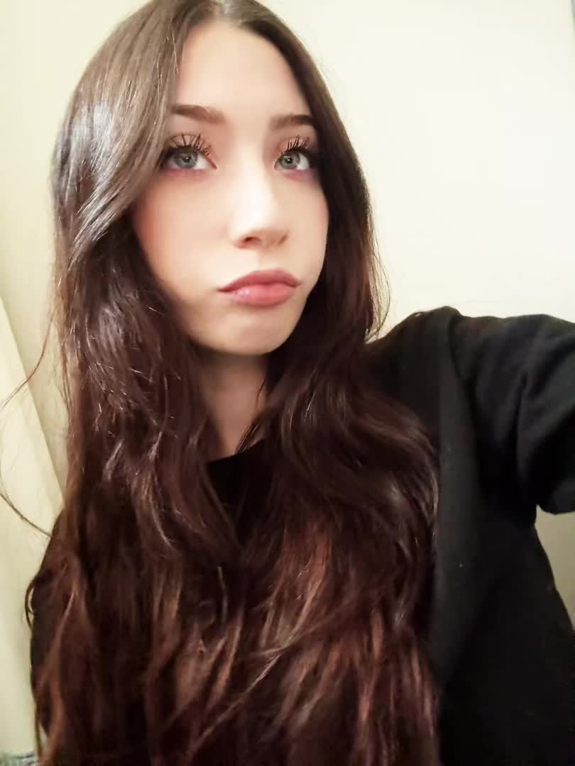 @≽^•⩊•^≼