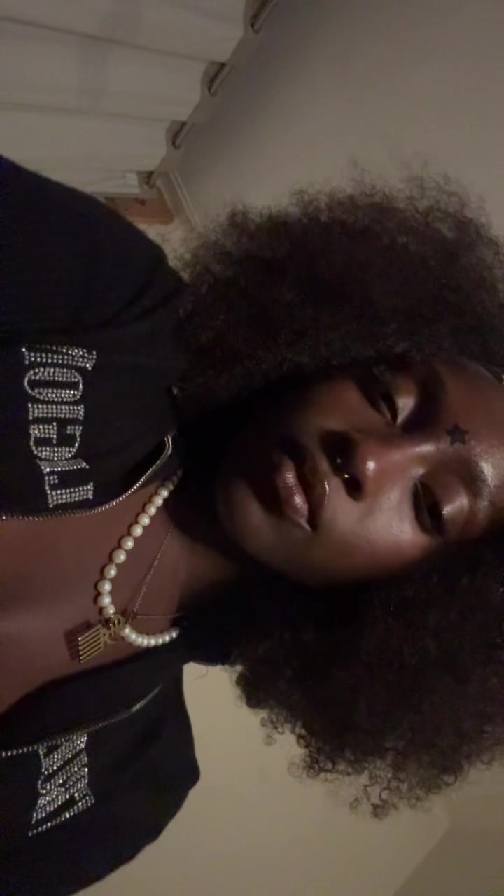 @Eʟɪɴᴀᴍ💋