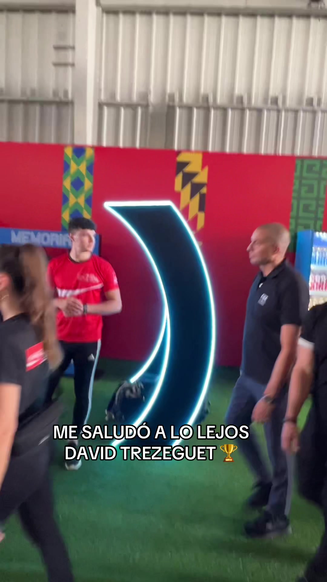 @Byron de León