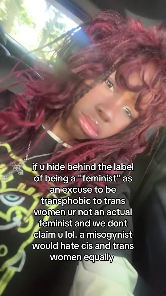 @slatt ˖°🦄🦴 ࣪𖤐