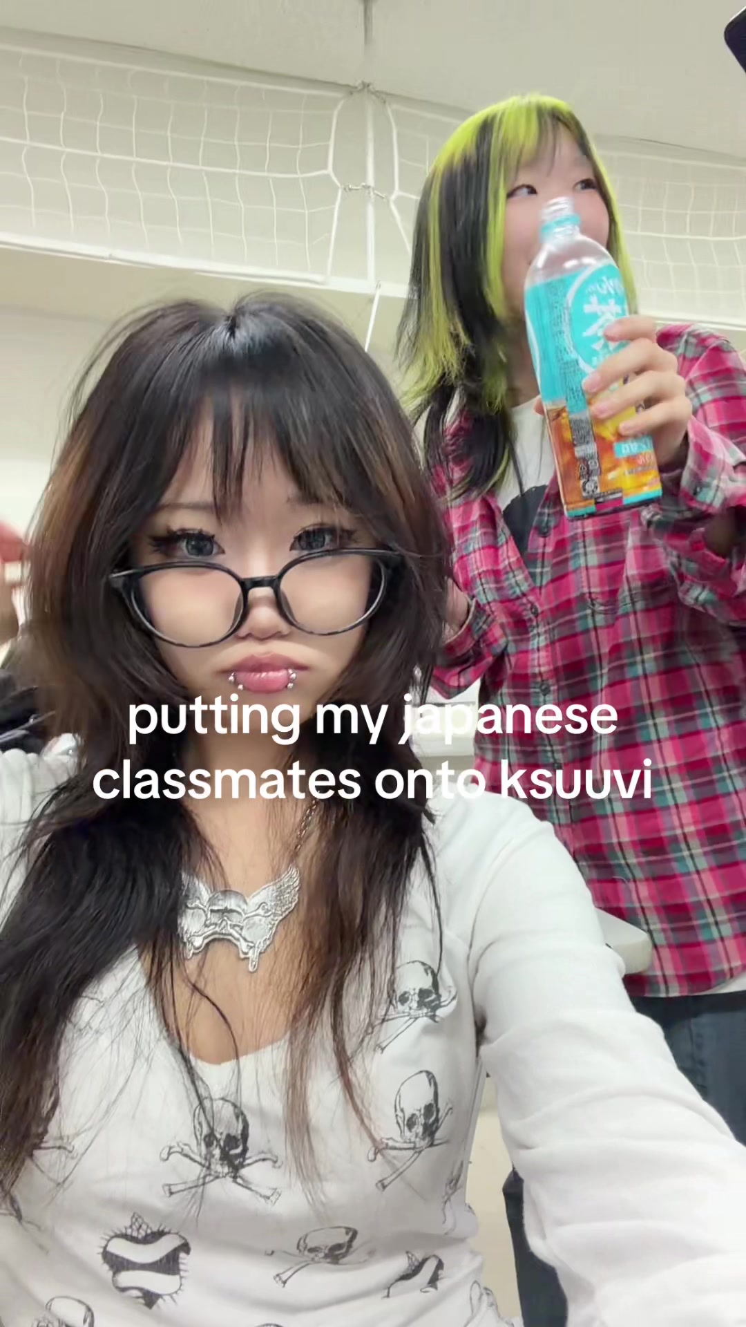 @momo