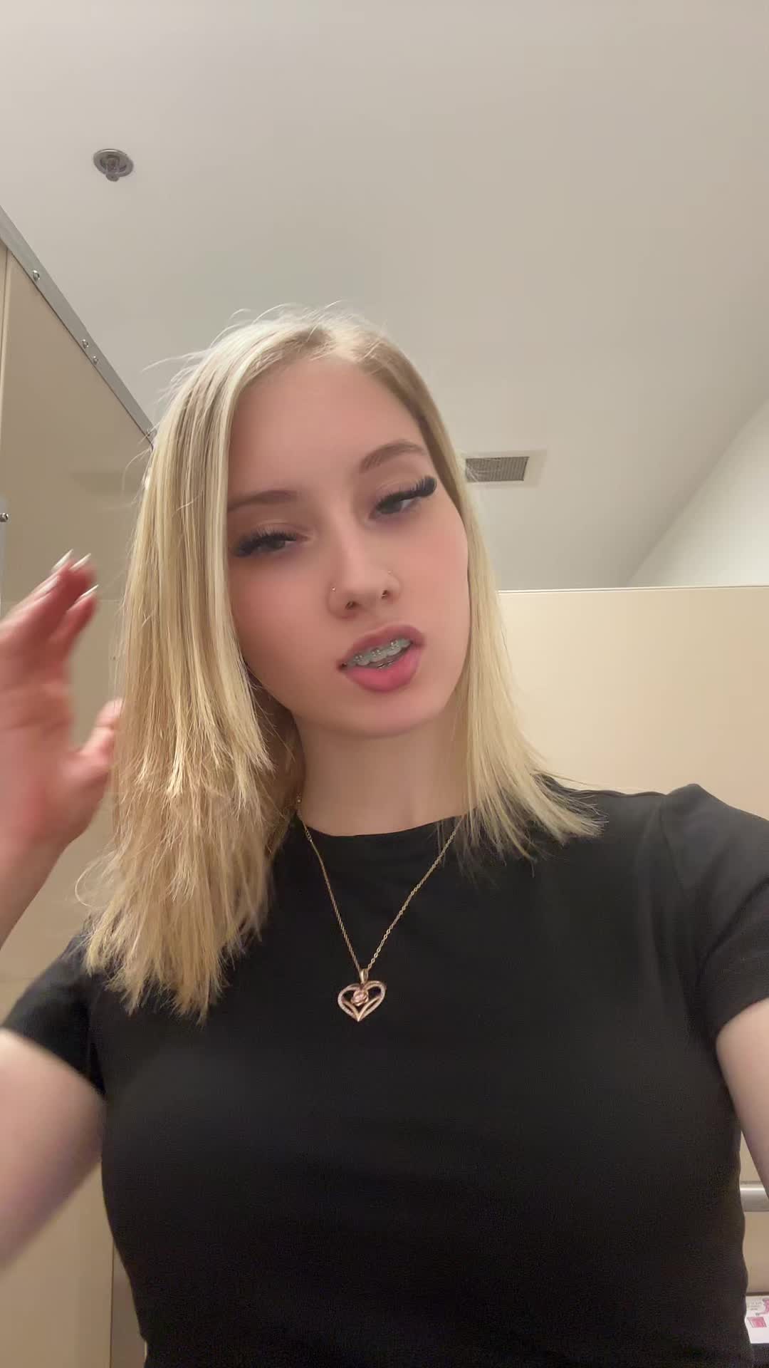 @alyssa