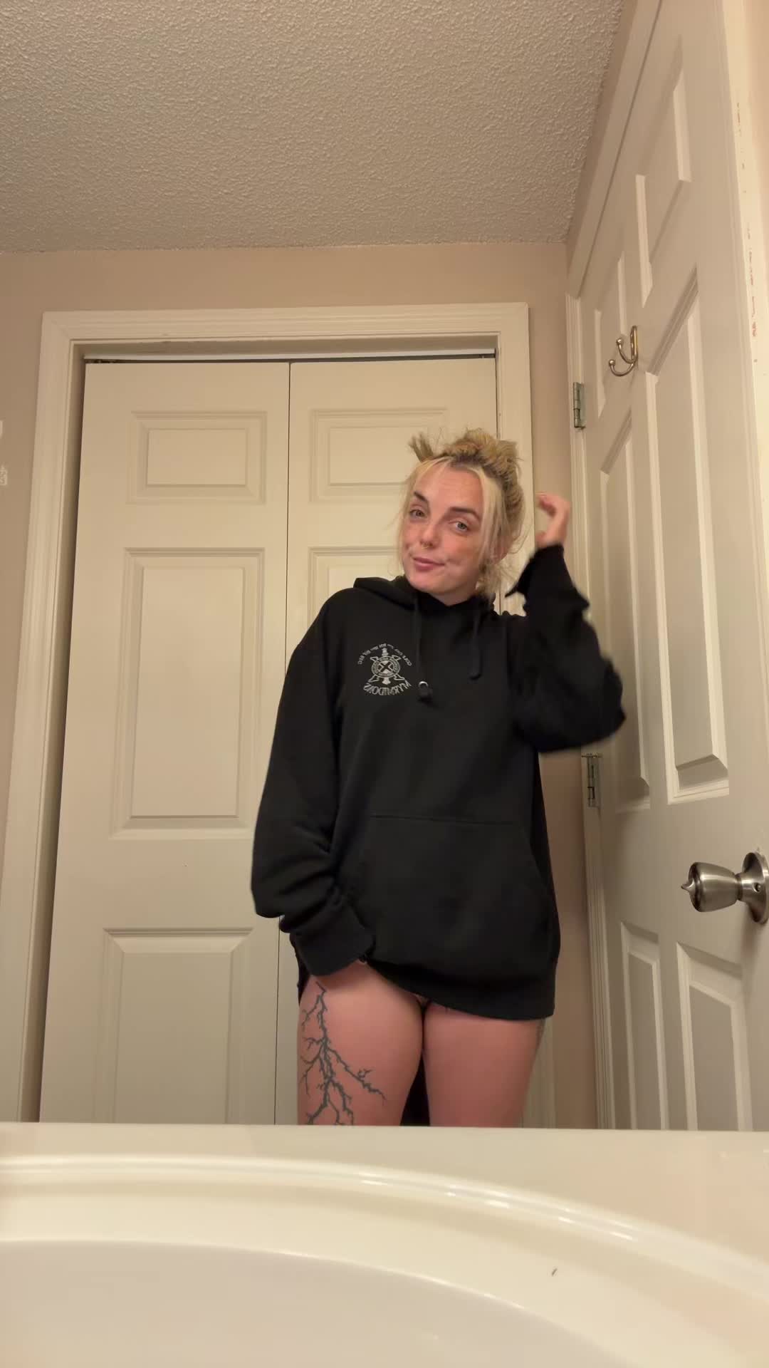 @salty_shel