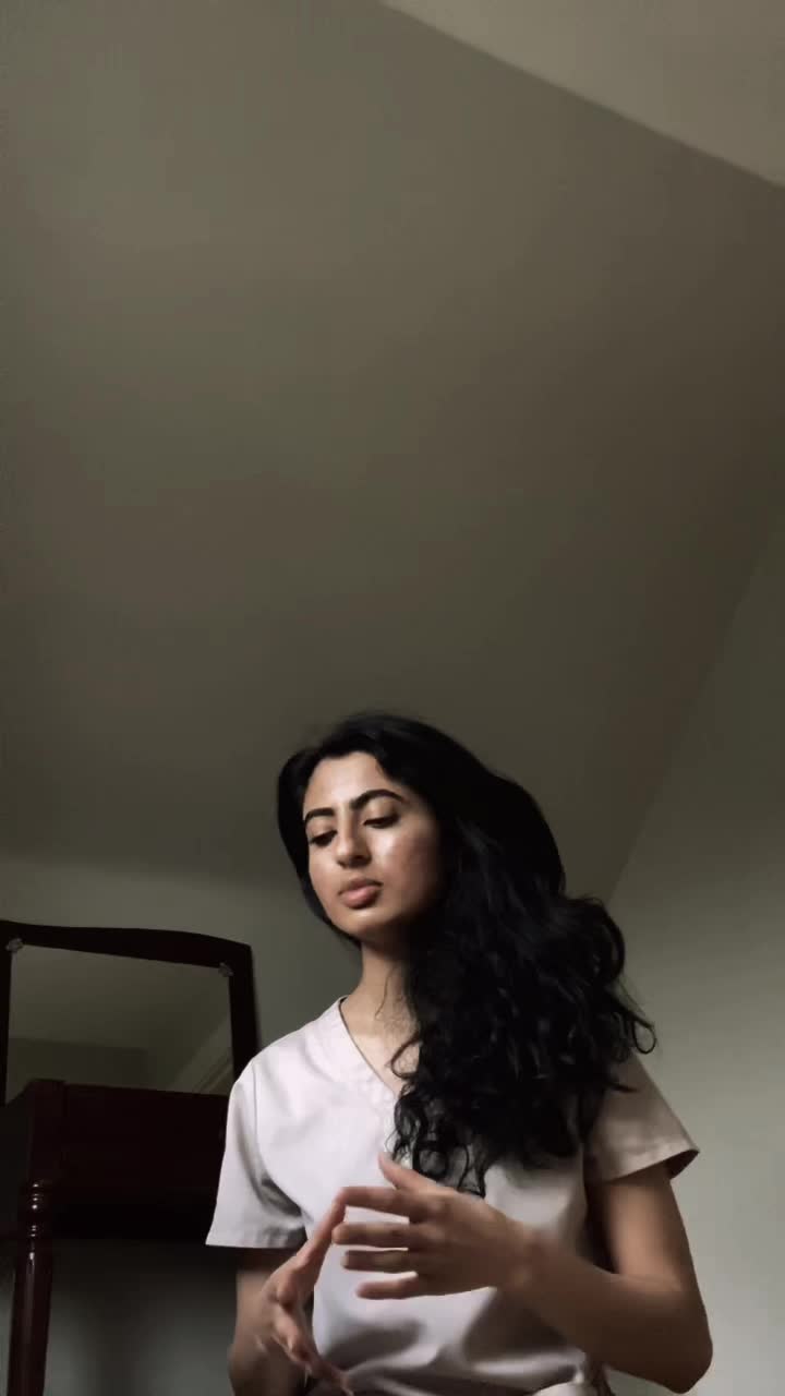 @Bhumika🤍