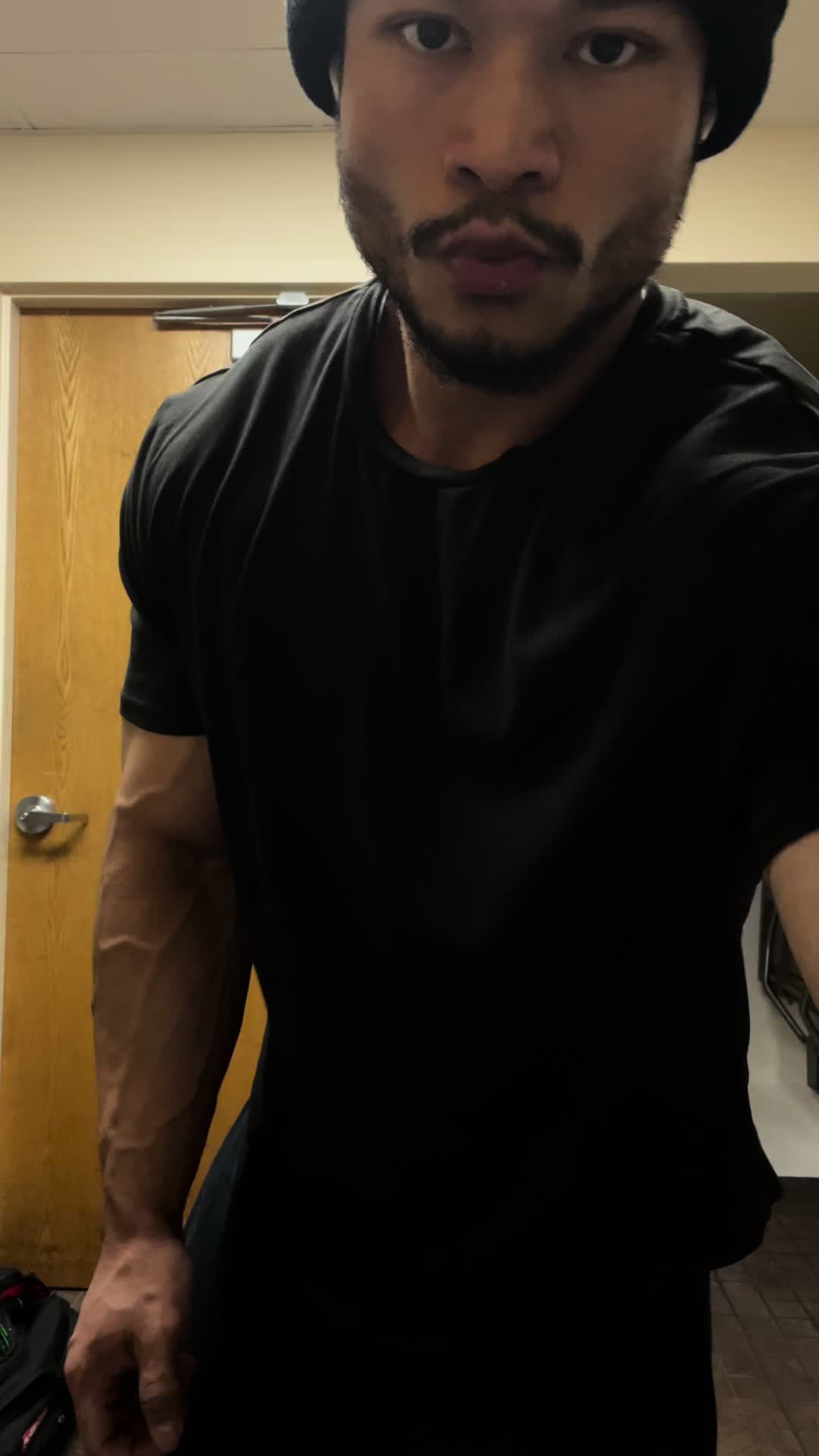 @Extralarge24