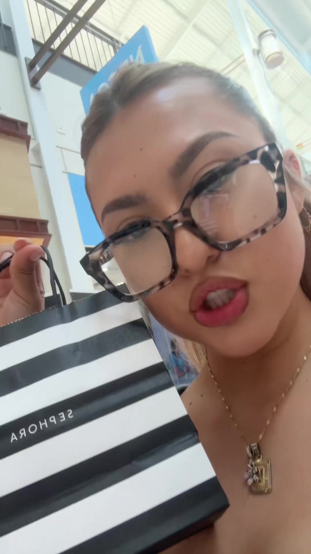 @Leilani