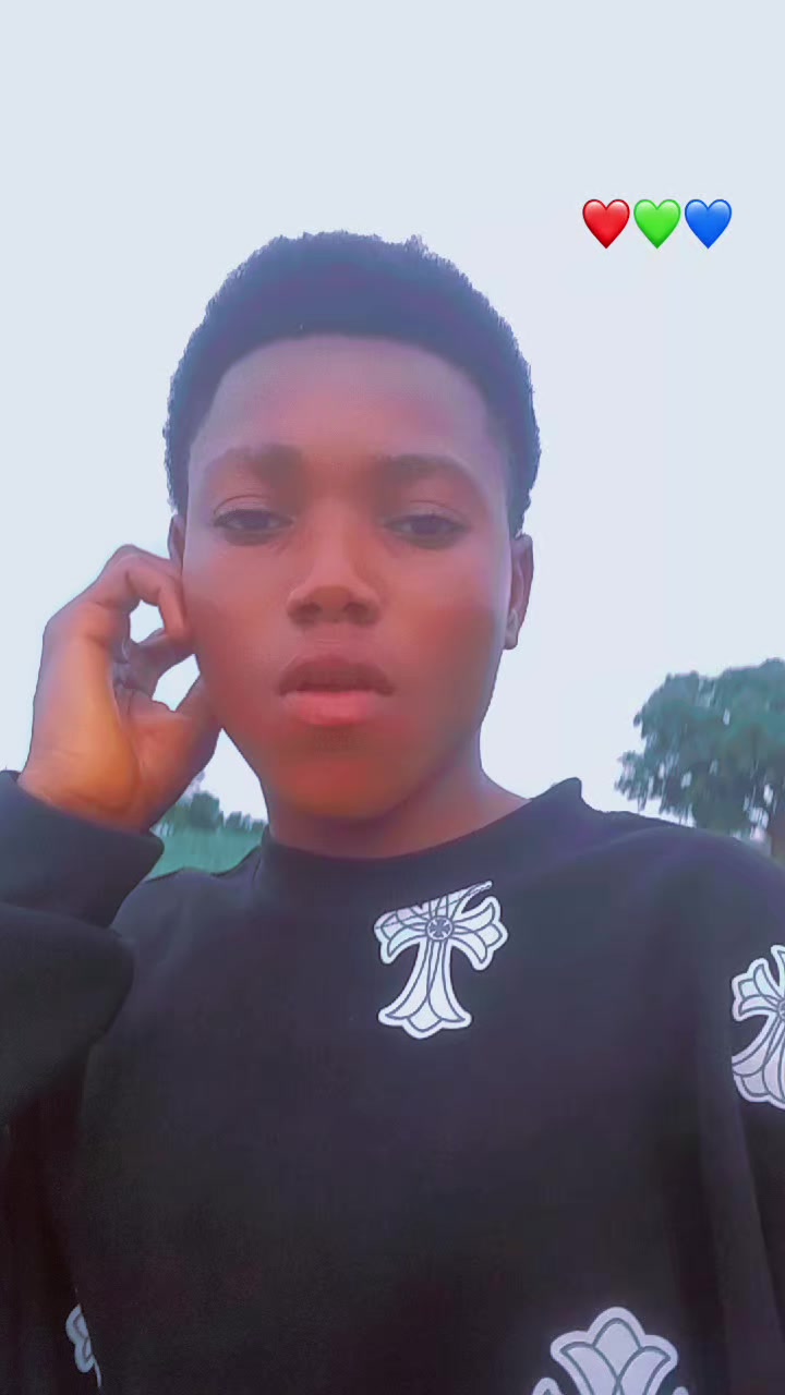 @11 God🤴🤴