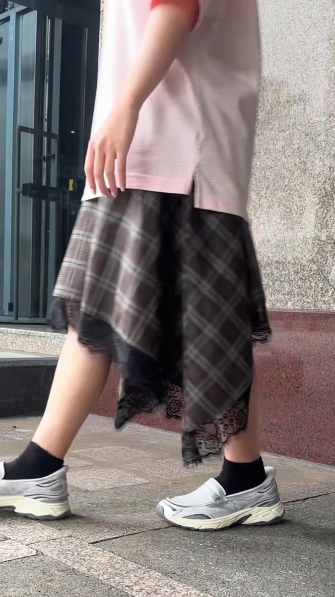 @K.S6titchSkechers