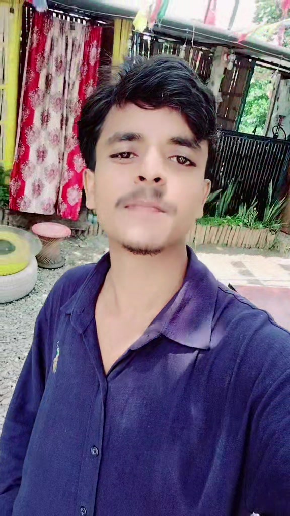 @@𝕊𝕙𝕚𝕧𝕧𝕧_𝕩😎⚡❤️🩹