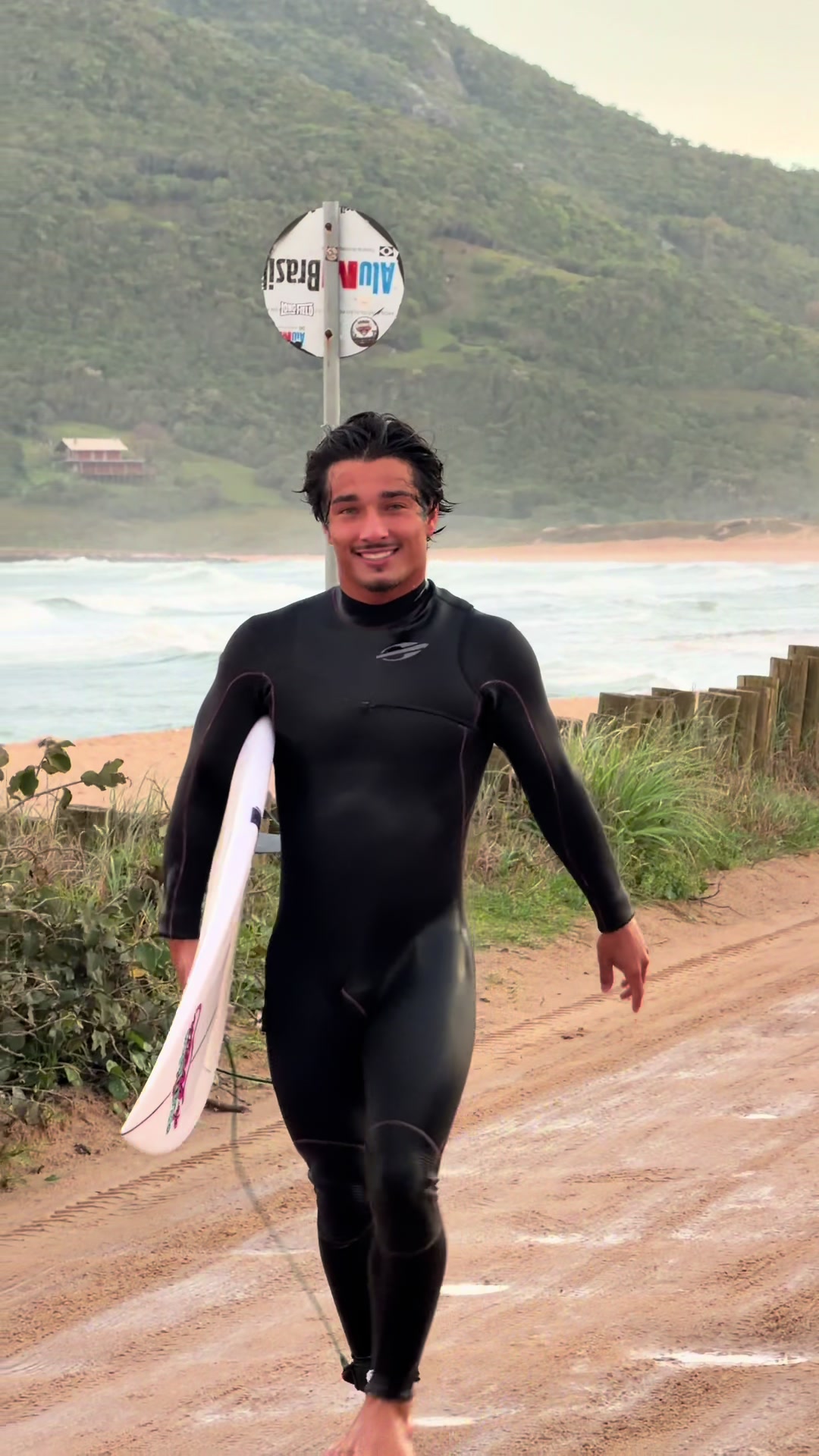 @WALL🏄♂️