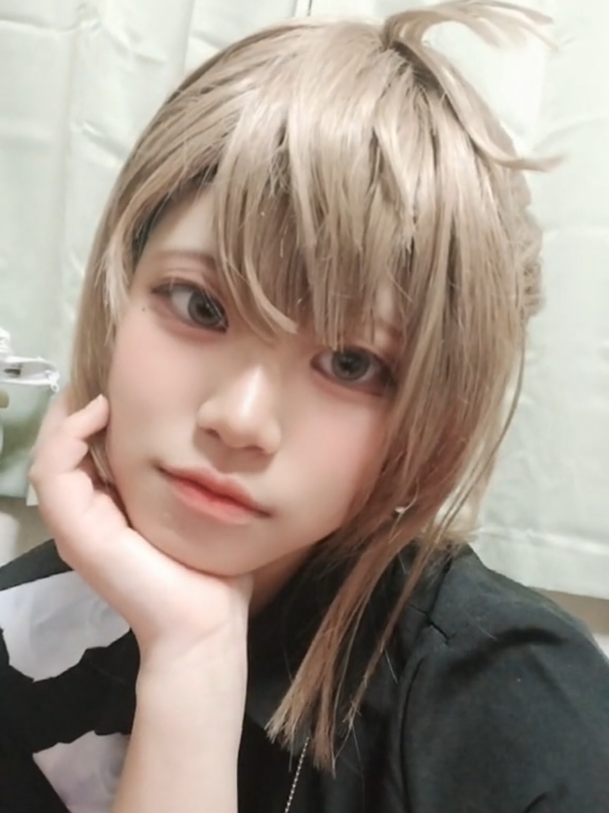 @桜よるん