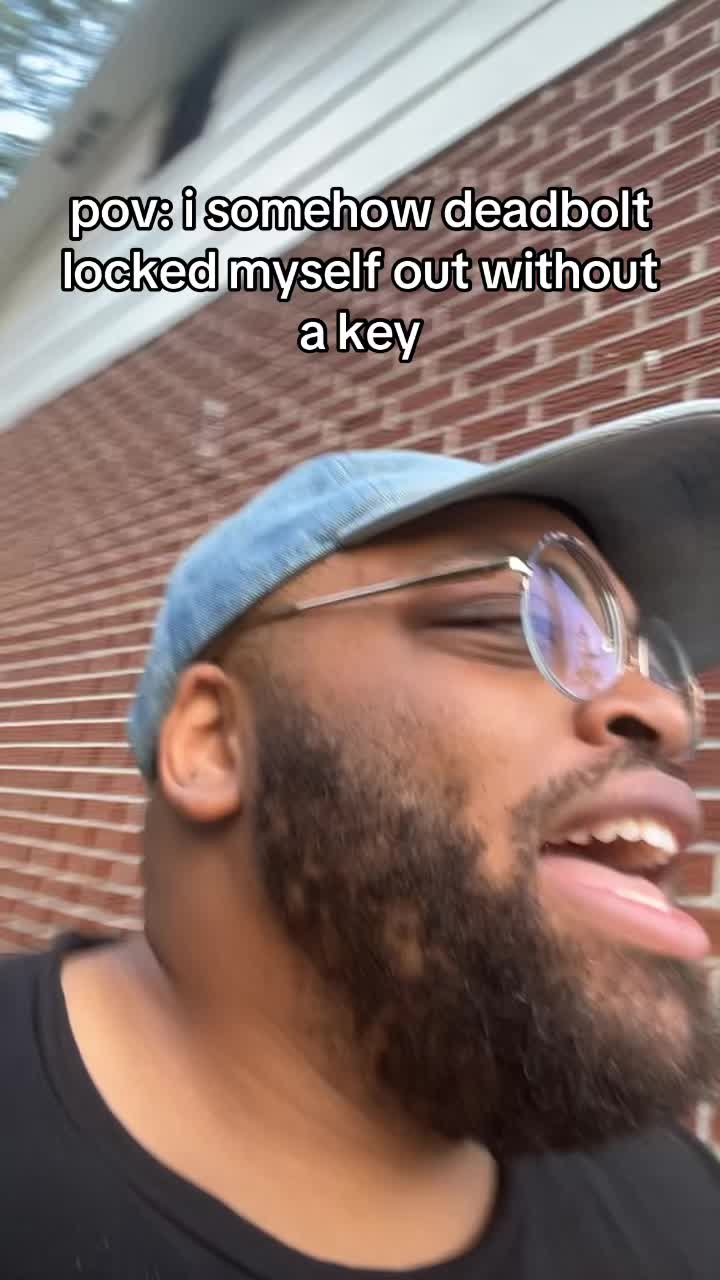 @Clyde