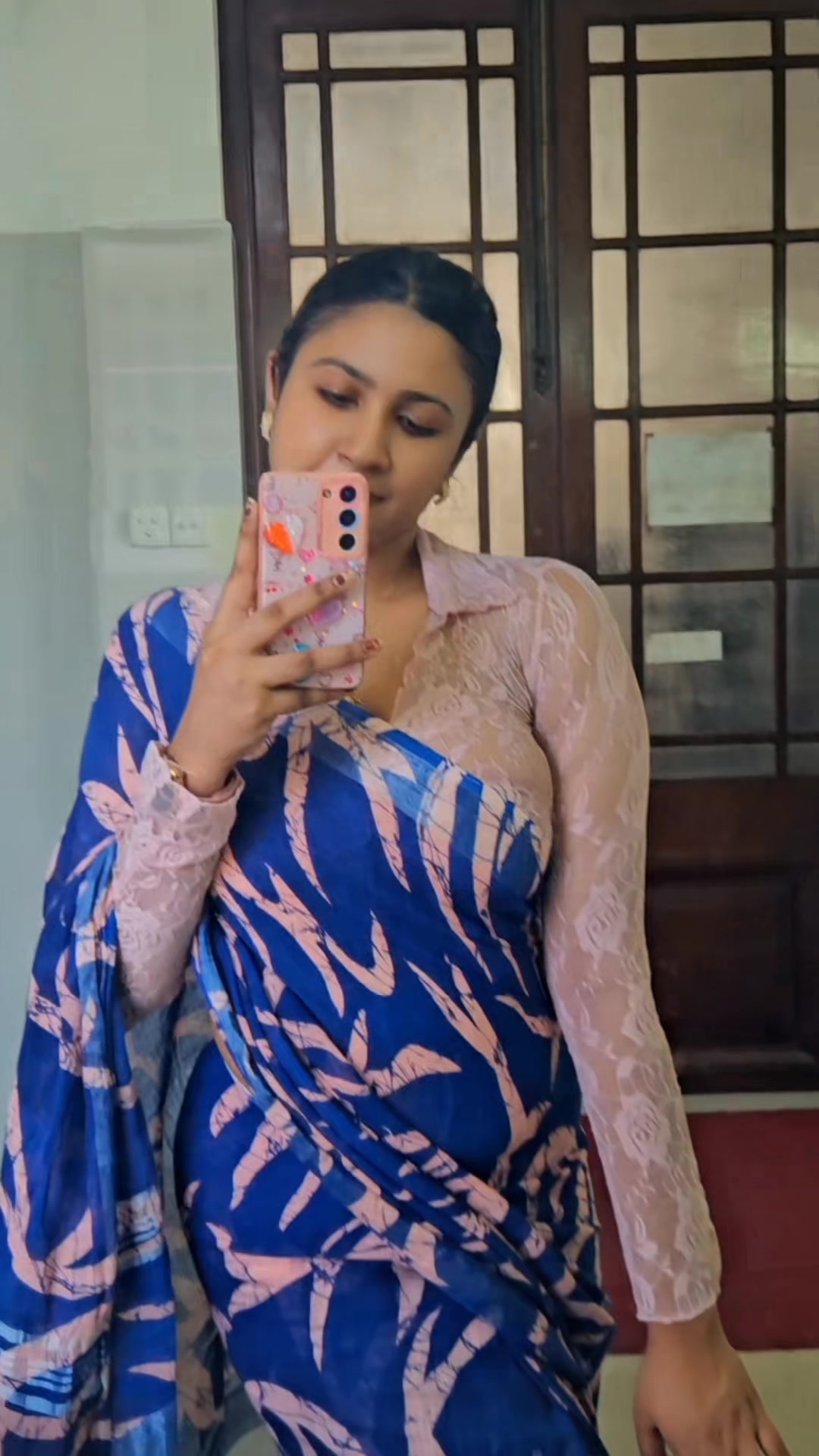 @mandiravishmi106