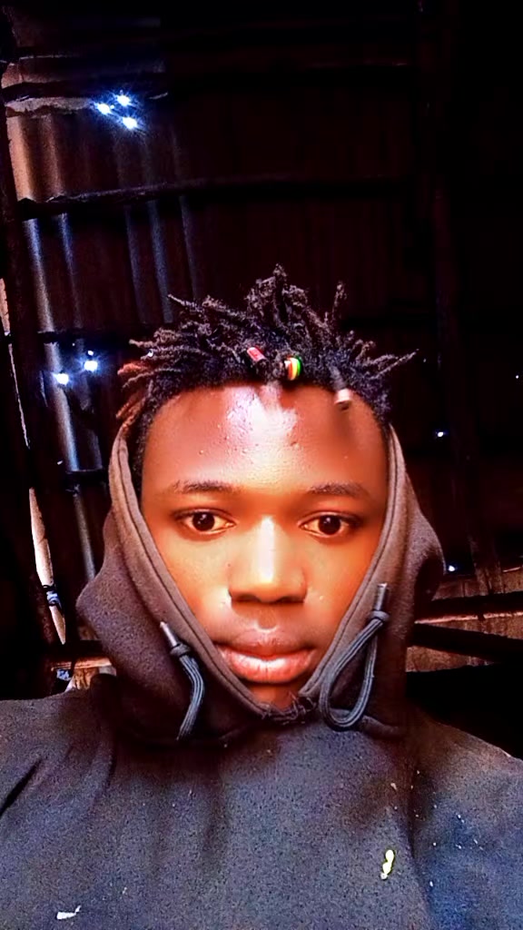@D Boy Dennis maina