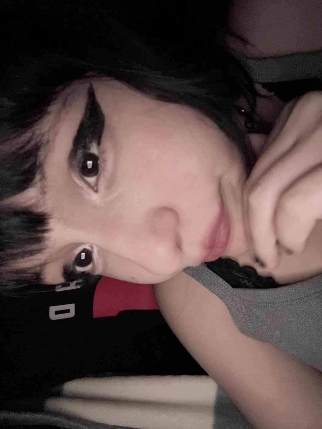 @⃟