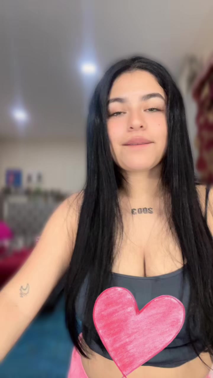 @AngieL&uacute; 𓆩🖤𓆪