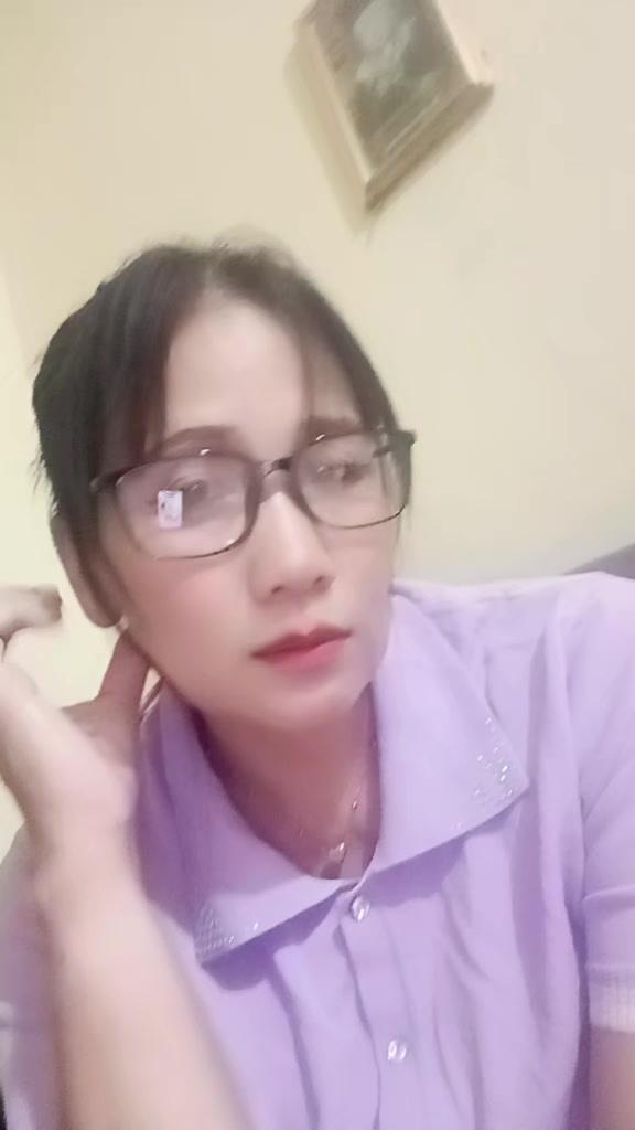@🇮🇩EMMY ELMIKO🌹
