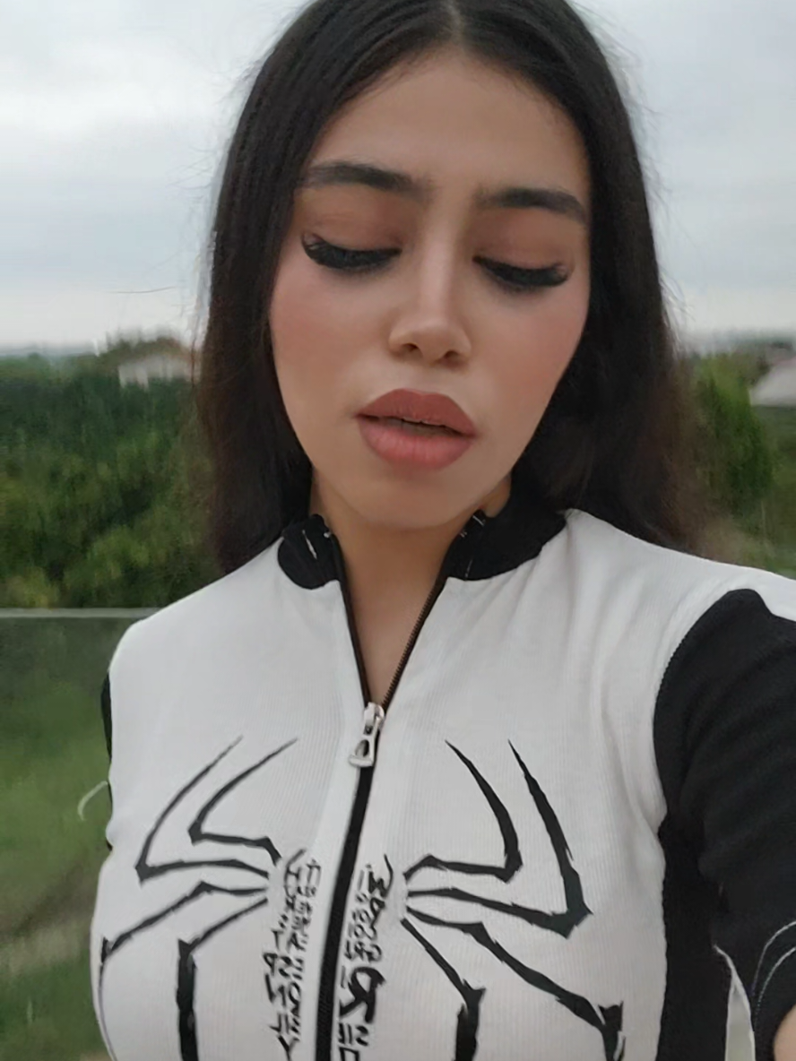 @hipr0w