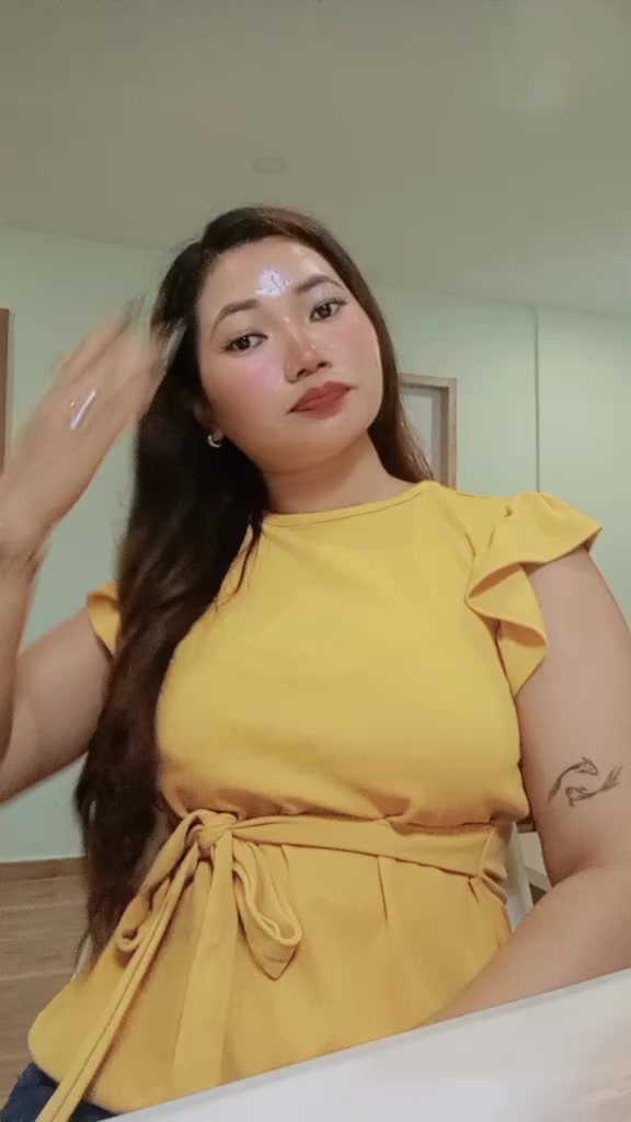 @_𝔄𝔫𝔲𝔨𝔞🌻