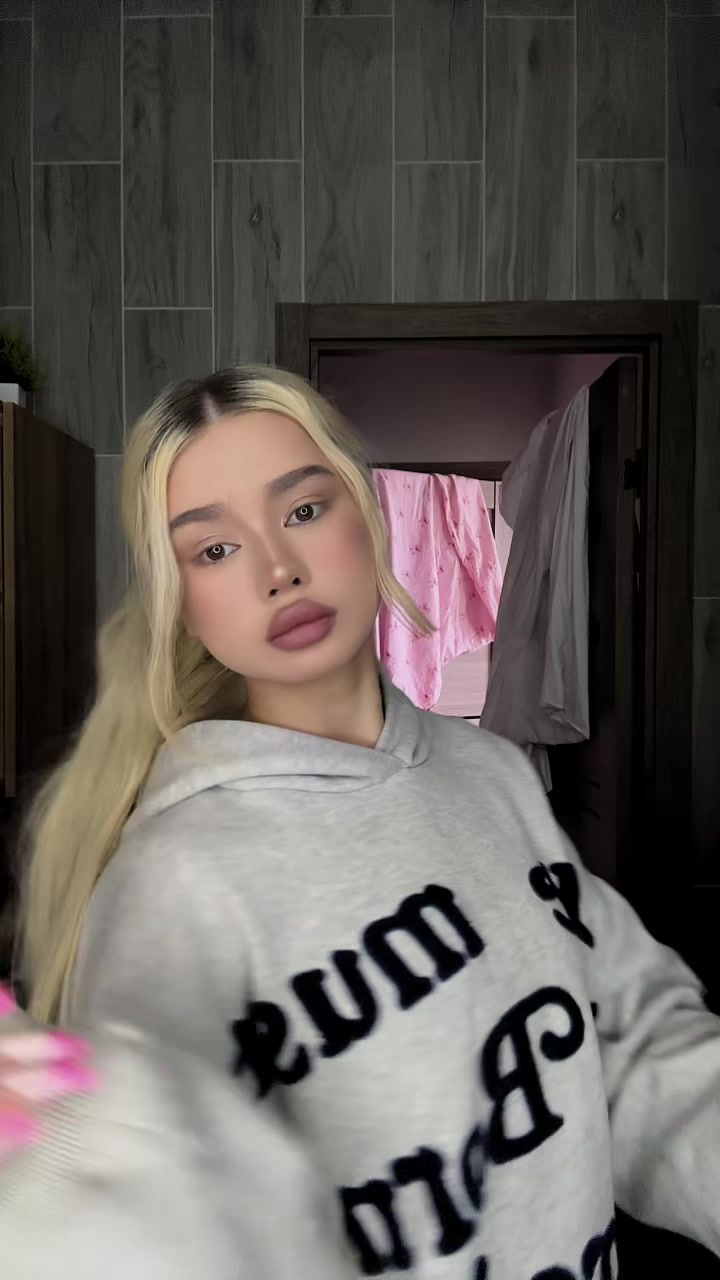 @0yana00