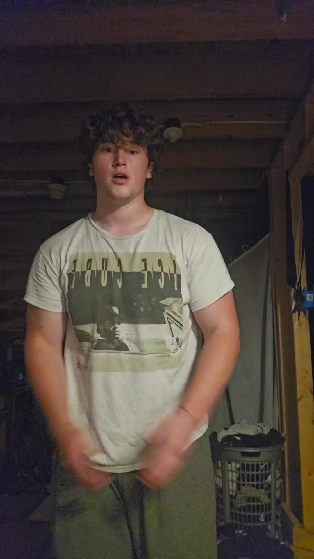 @JJ