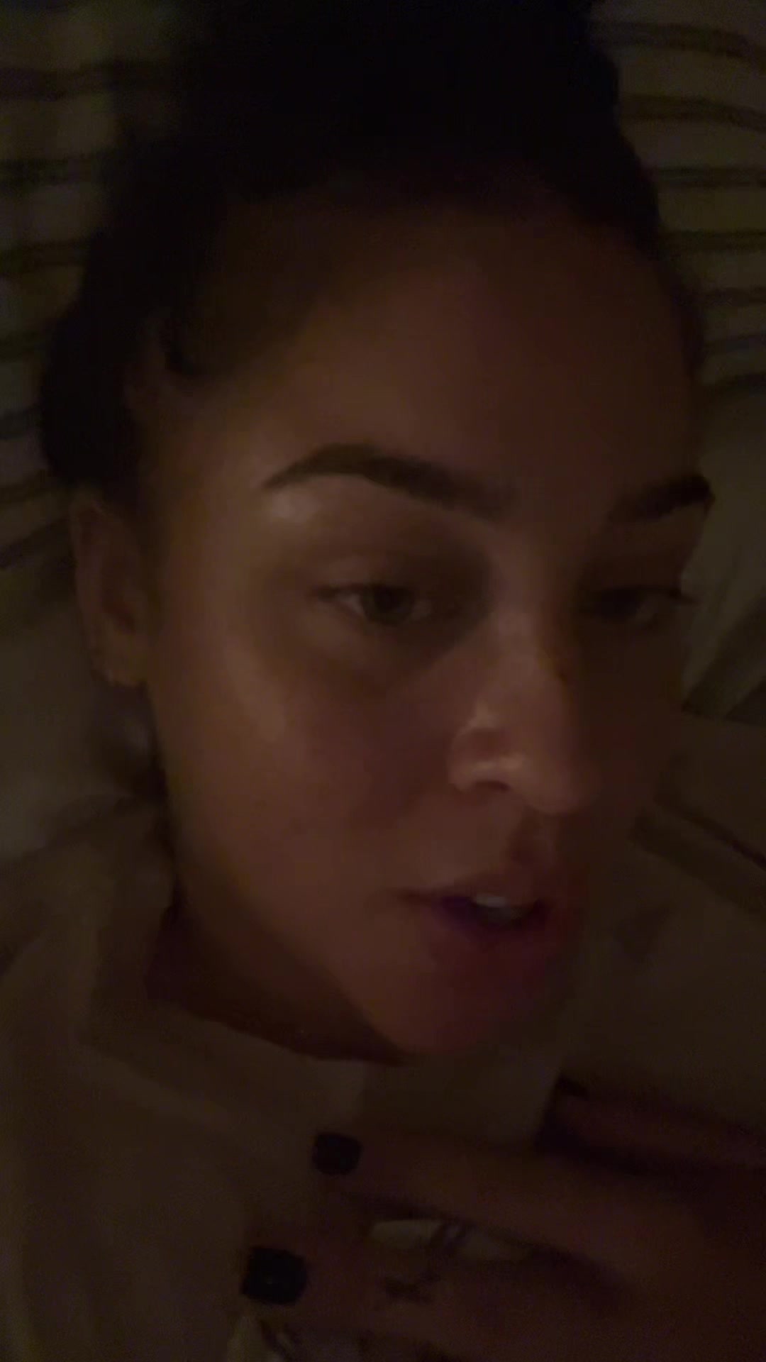 @zoefromtheinternet