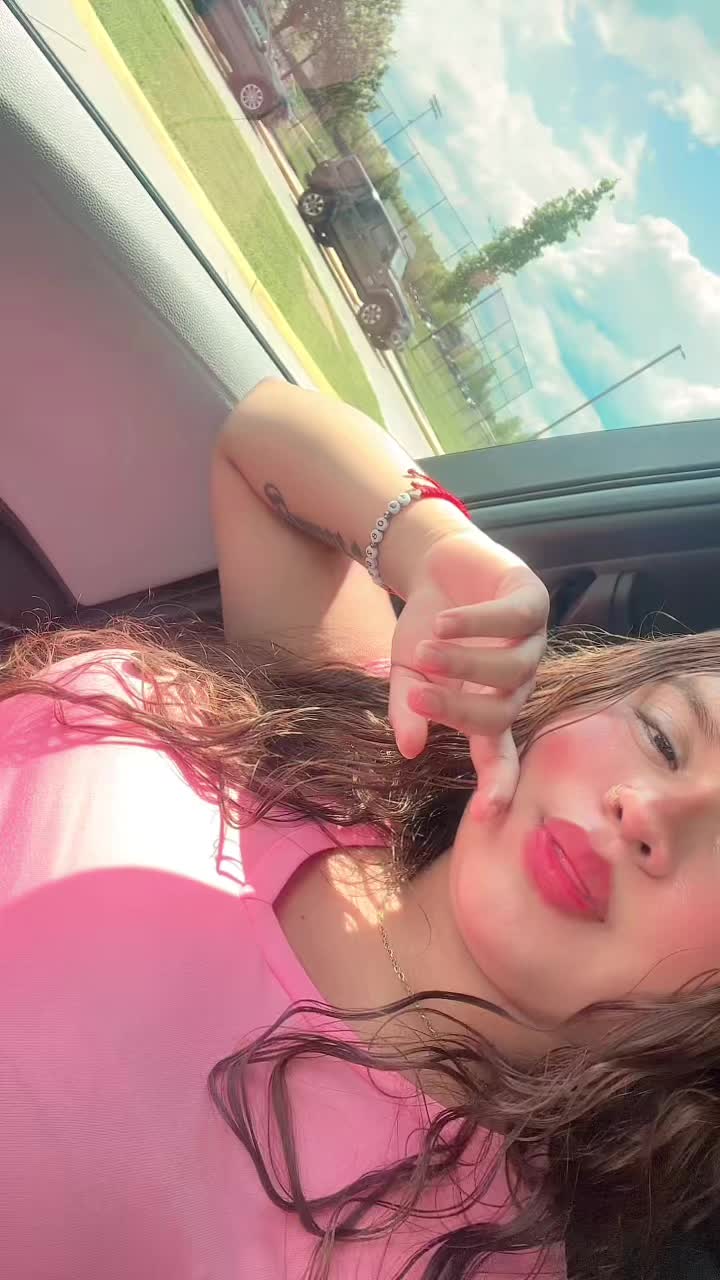 @ɴɪᴄᴏʟᴇ ᥫ᭡.