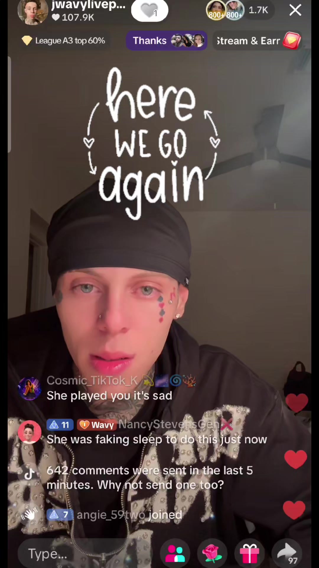 @Nikki&hearts;︎