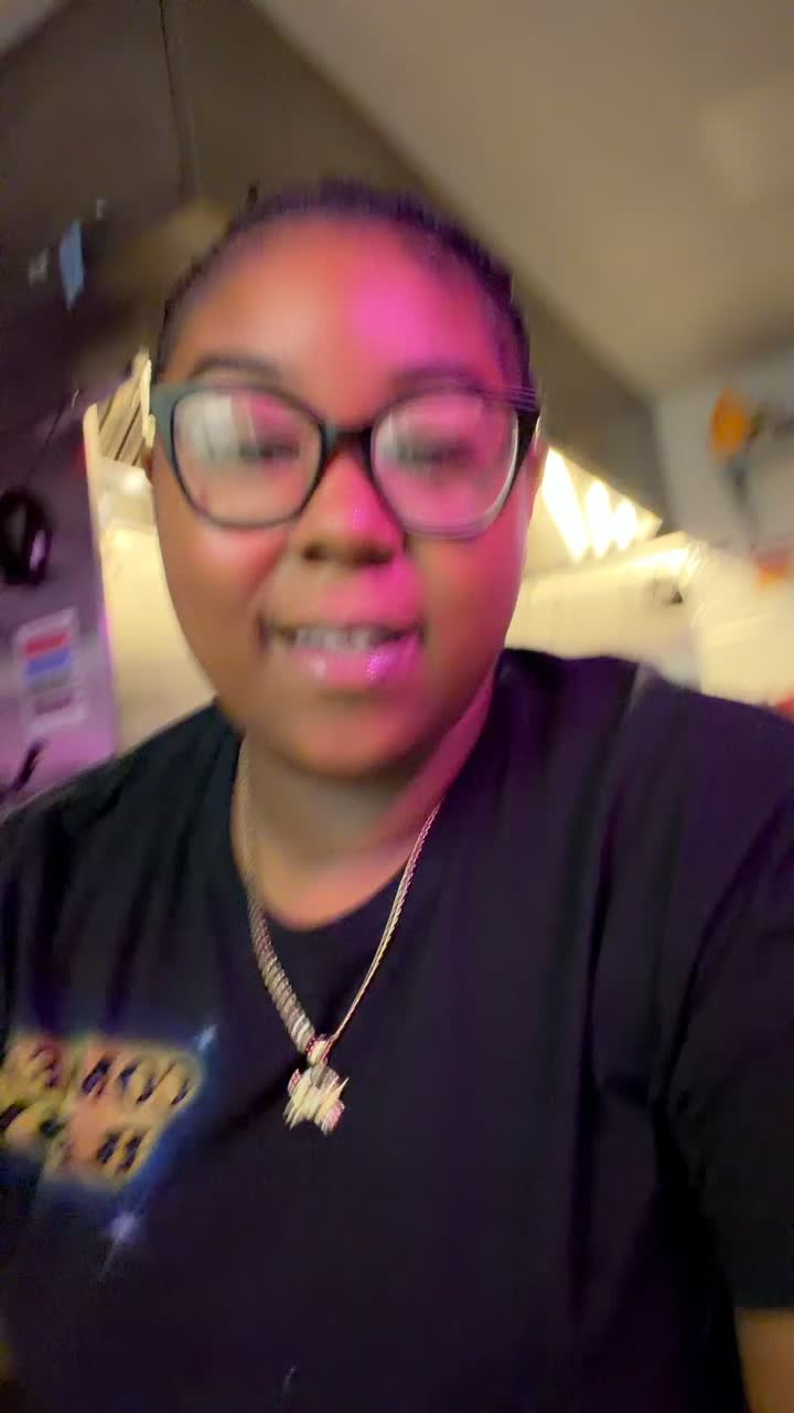 @trapladytana